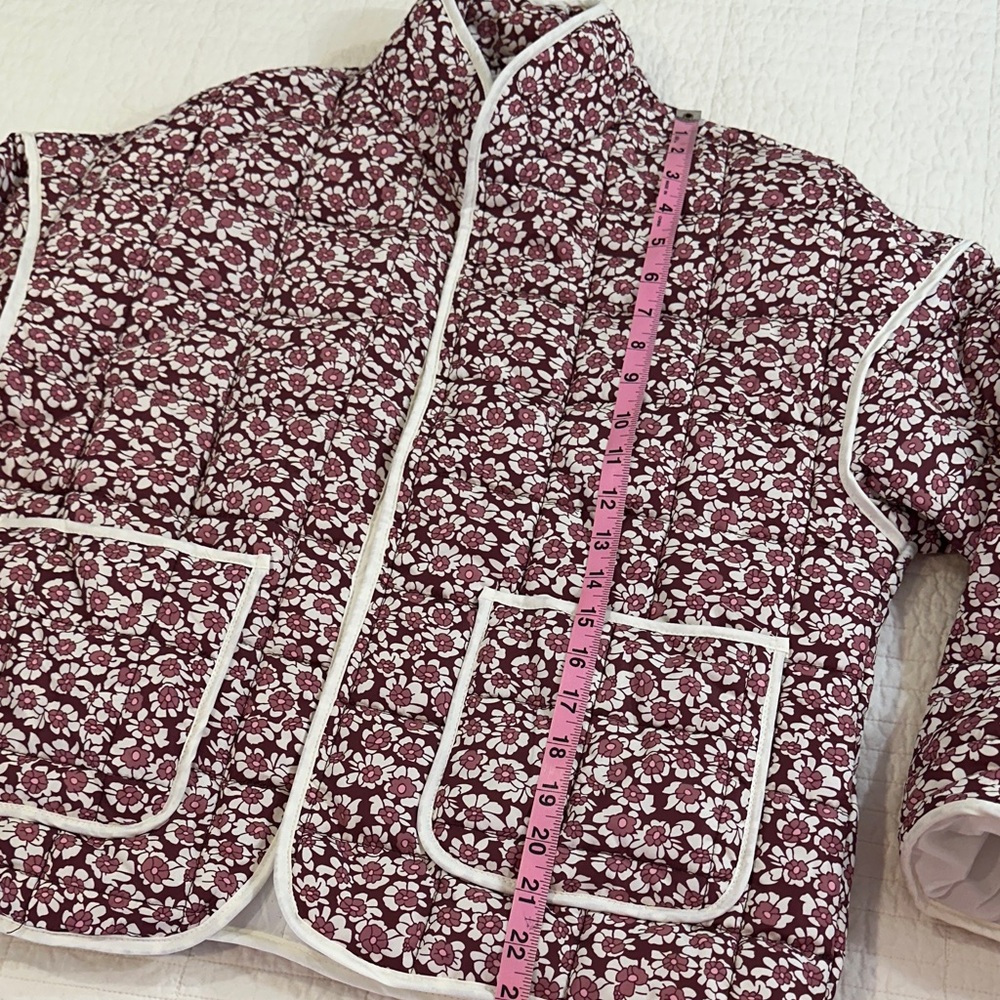 Quilted Floral Jacket Cottagecore Grandmacore Red White Medium Padded Coat NWOT - Picture 5 of 5